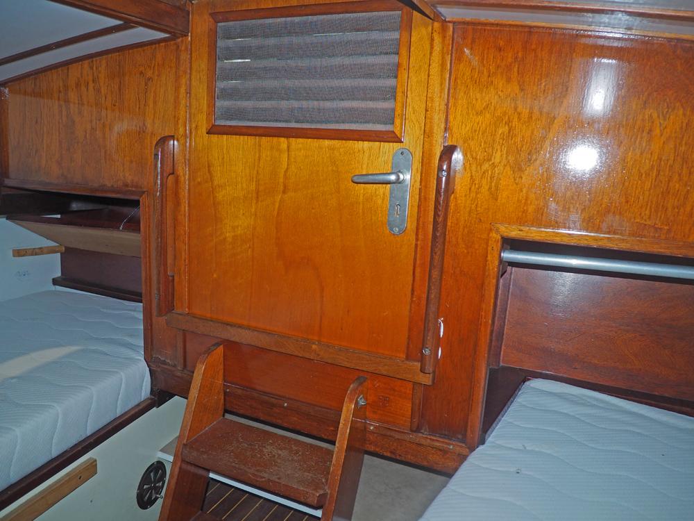 Cabine arrière, Hébergements